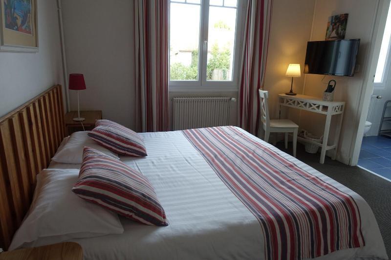 Hotel Le Grain De Sable Ares Exteriör bild